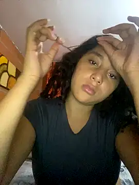 Snapshot of AnaisVelvet11 chatting on 27, 10, 2025 AnaisVelvet11 online show from 27, 10, 2025