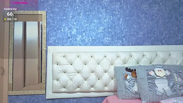 Snapshot of yulissa_girls chatting on 18, 12, 2025 yulissa girls online show from 18, 12, 2025