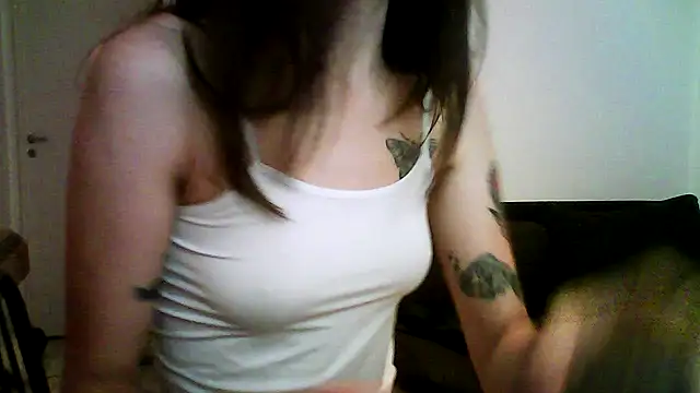 Snapshot of sweetsinxxx chatting on 28, 9, 2025 sweetsinxxx online show from 28, 9, 2025