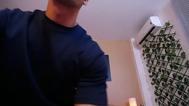 Snapshot of ChristopherBlack_ chatting on 17, 12, 2025 ChristopherBlack online show from 17, 12, 2025