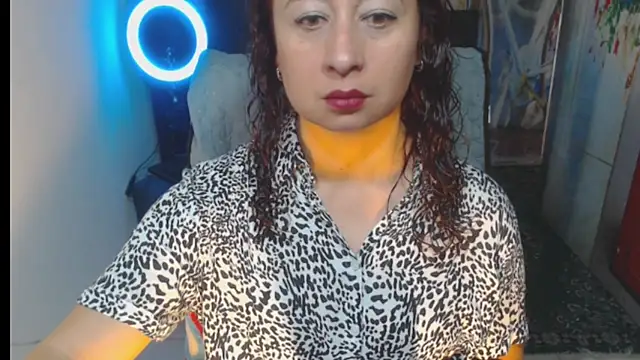 Milf Valeria online show from 20, 11, 2025