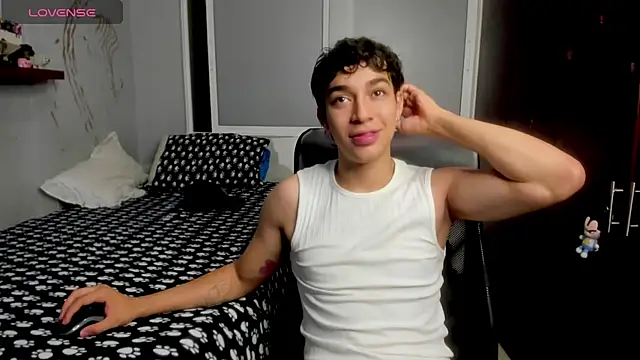 Snapshot of Noxx_starkK chatting on 24, 11, 2025 Noxx starkK online show from 24, 11, 2025