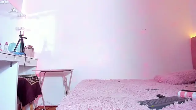 gabi steele online show from 13, 12, 2025