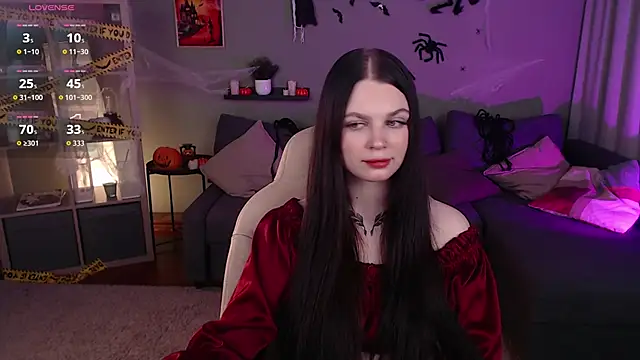 Michela Fruet online show from 27, 10, 2025