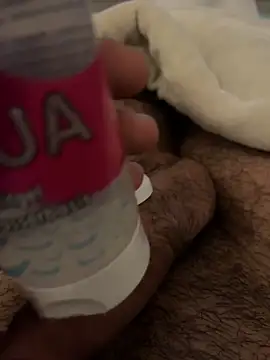 Snapshot of boran72 chatting on 15, 12, 2025 boran72 online show from 15, 12, 2025