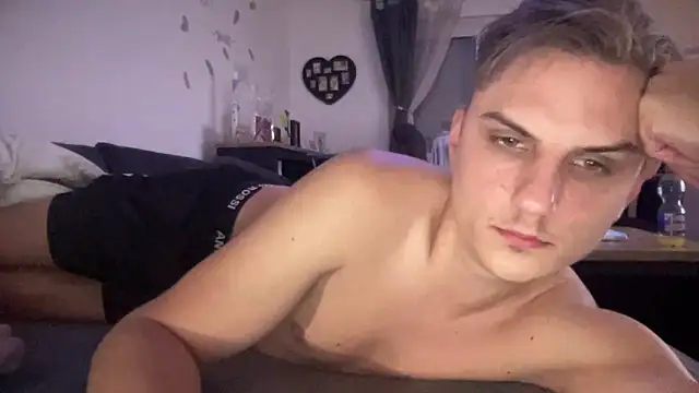 Sweetbooy90 online show from 14, 10, 2025