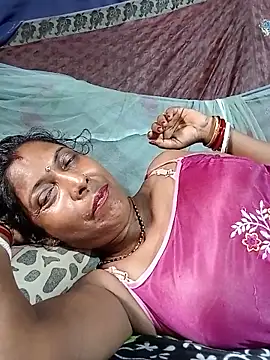 Snapshot of Savita992 chatting on 16, 6, 2026 Savita992 online show from 16, 6, 2026