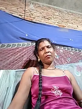 Snapshot of Savita992 chatting on 18, 6, 2026 Savita992 online show from 18, 6, 2026