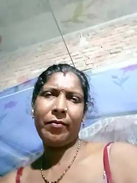 Snapshot of Savita992 chatting on 6, 7, 2026 Savita992 online show from 6, 7, 2026