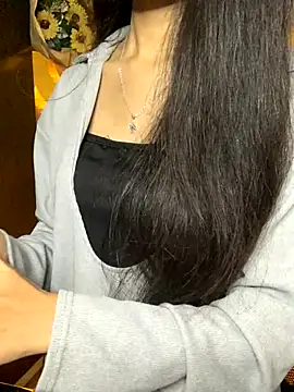 Snapshot of Nhinhi18 chatting on 25, 10, 2025 Nhinhi18 online show from 25, 10, 2025