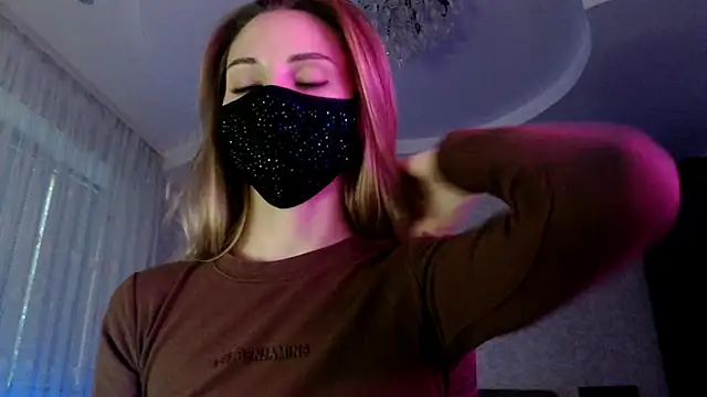 Iris lave online show from 14, 6, 2026