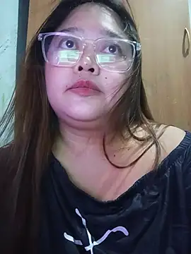 sweetbigtits19 online show from 28, 6, 2026