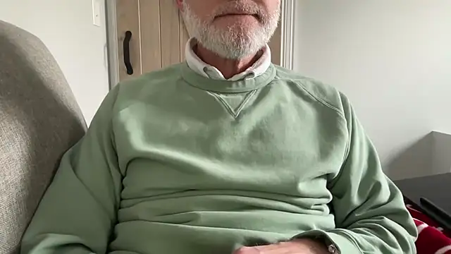 Snapshot of braselton06 chatting on 5, 1, 2026 braselton06 online show from 5, 1, 2026