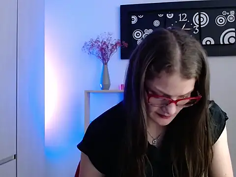 Camila-ventura online show from 9, 10, 2025