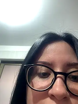 lucy grey25 online show from 24, 9, 2025