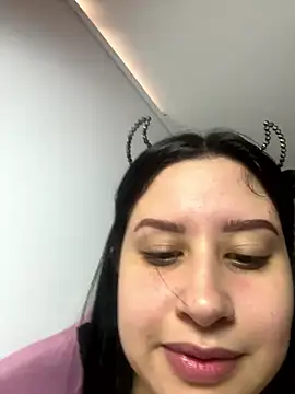 Snapshot of lucy_grey25 chatting on 17, 1, 2026 lucy grey25 online show from 17, 1, 2026