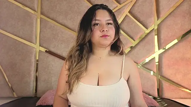 Snapshot of Zafiro_claire chatting on 9, 1, 2026 Zafiro claire online show from 9, 1, 2026