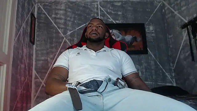 Snapshot of big_blackmen19 chatting on 10, 1, 2026 big blackmen19 online show from 10, 1, 2026