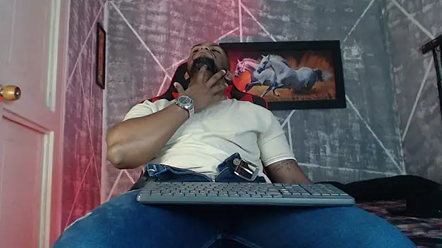 Snapshot of big_blackmen19 chatting on 19, 1, 2026 big blackmen19 online show from 19, 1, 2026