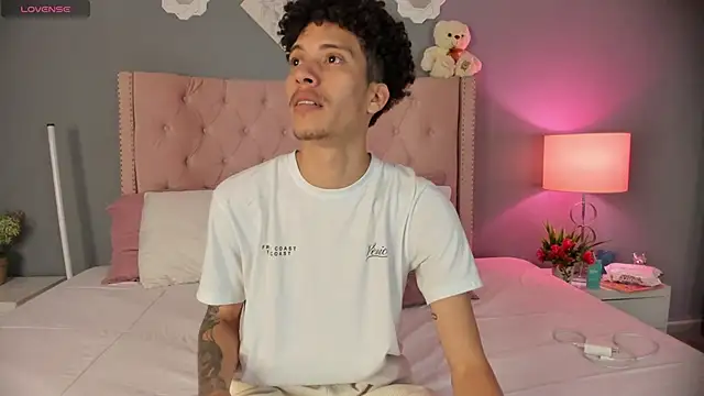 Joe And Emma online show from 23, 11, 2025