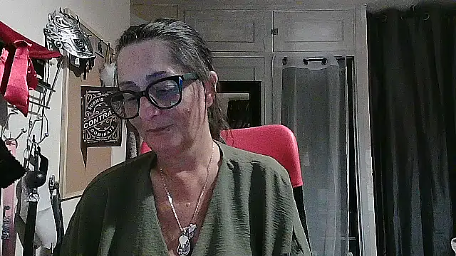 Snapshot of Mistress-Ivy51 chatting on 7, 10, 2025 Mistress-Ivy51 online show from 7, 10, 2025