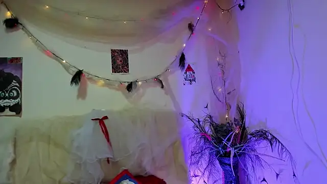  viollette  online show from 18, 12, 2025