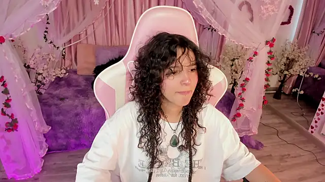 bunny curly online show from 20, 9, 2025