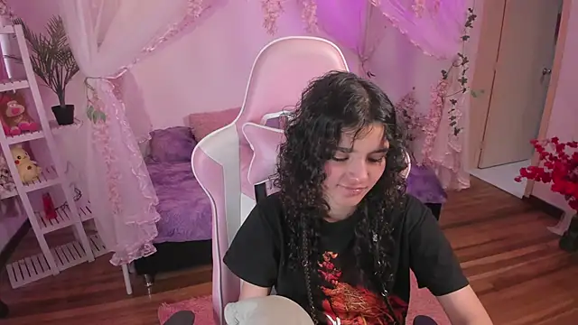 bunny curly online show from 25, 10, 2025