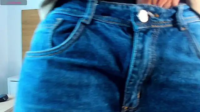 Stiven Benet  online show from 22, 9, 2025