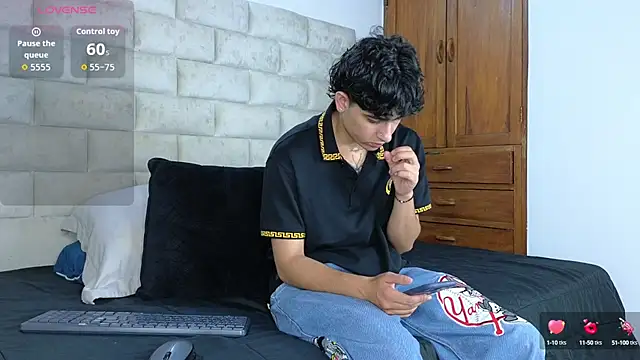 Stiven Benet  online show from 26, 9, 2025