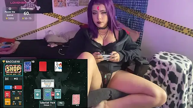 Snapshot of PixelKitty_ chatting on 13, 11, 2025 PixelKitty online show from 13, 11, 2025