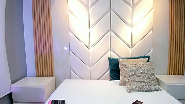 Snapshot of BarbieMonet chatting on 26, 10, 2025 BarbieMonet online show from 26, 10, 2025