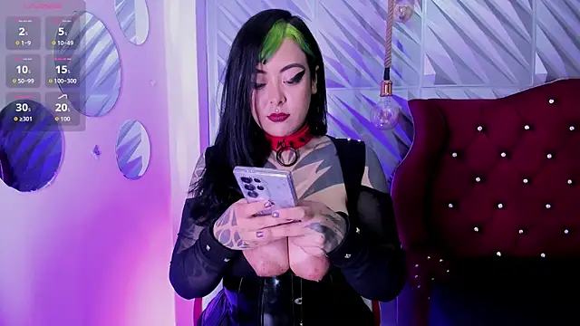 Snapshot of Nocturnapsy chatting on 9, 4, 2026 Nocturnapsy online show from 9, 4, 2026