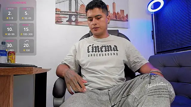 Snapshot of _Juanes chatting on 17, 9, 2025  Juanes online show from 17, 9, 2025