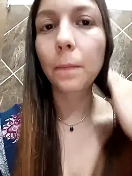 Arianna Moss online show from 10, 11, 2025