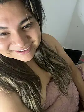 Snapshot of andi03 chatting on 17, 9, 2025 andi03 online show from 17, 9, 2025