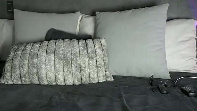 Snapshot of joesteel chatting on 7, 3, 2026 joesteel online show from 7, 3, 2026