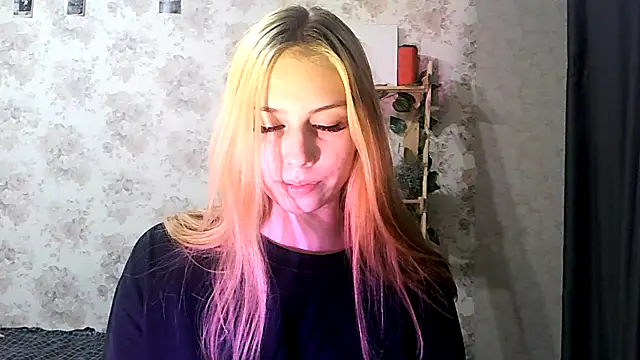 ClaireLaSweet online show from 20, 10, 2025