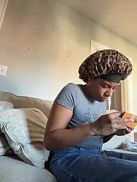 Tu GataLinda online show from 8, 1, 2026