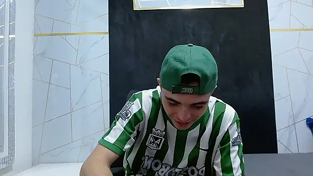 Snapshot of dia_fax18 chatting on 7, 1, 2026 dia fax18 online show from 7, 1, 2026