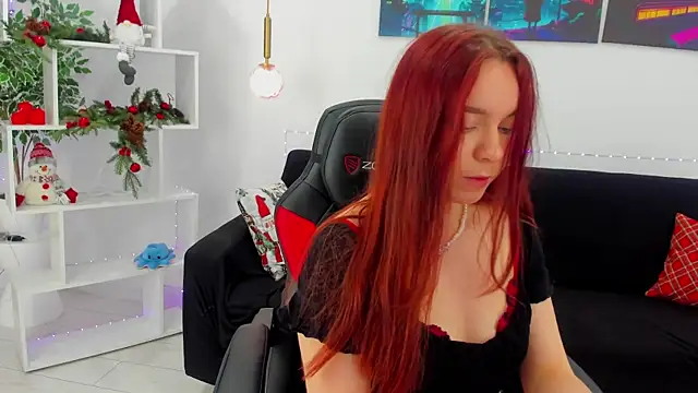 Snapshot of NoraHaynes chatting on 15, 12, 2025 NoraHaynes online show from 15, 12, 2025