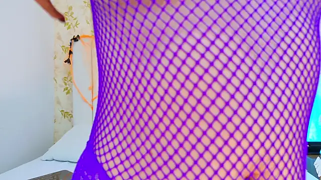 Snapshot of AmbherBlake chatting on 31, 10, 2025 AmbherBlake online show from 31, 10, 2025