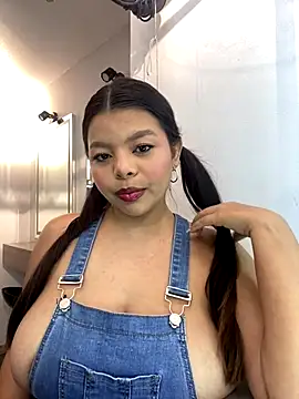 SiennaMonroe  online show from 15, 9, 2025