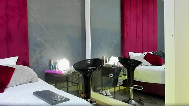 SiennaMonroe  online show from 27, 9, 2025