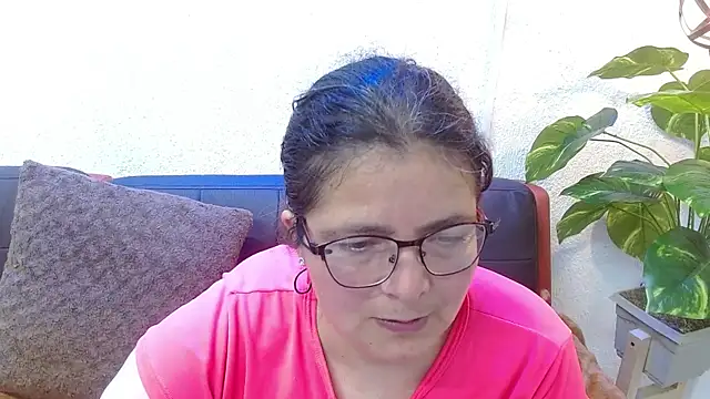 Linda banks  online show from 8, 11, 2025