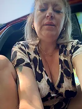 Snapshot of Milena-MilfaXXX chatting on 21, 5, 2026 Milena-MilfaXXX online show from 21, 5, 2026