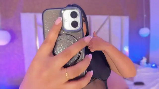 Caro Suarez online show from 19, 9, 2025