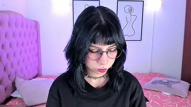 Snapshot of Rose_72 chatting on 18, 9, 2025 Rose 72 online show from 18, 9, 2025