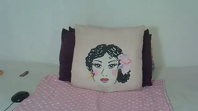 HotSexxy12 online show from 19, 10, 2025