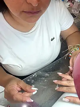 Snapshot of hotadhara01 chatting on 21, 9, 2025 hotadhara01 online show from 21, 9, 2025